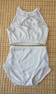 （分類：）位於 。 由 waiwai40 提交（商品編號 1327633042，圖片 1）。簡介： 。