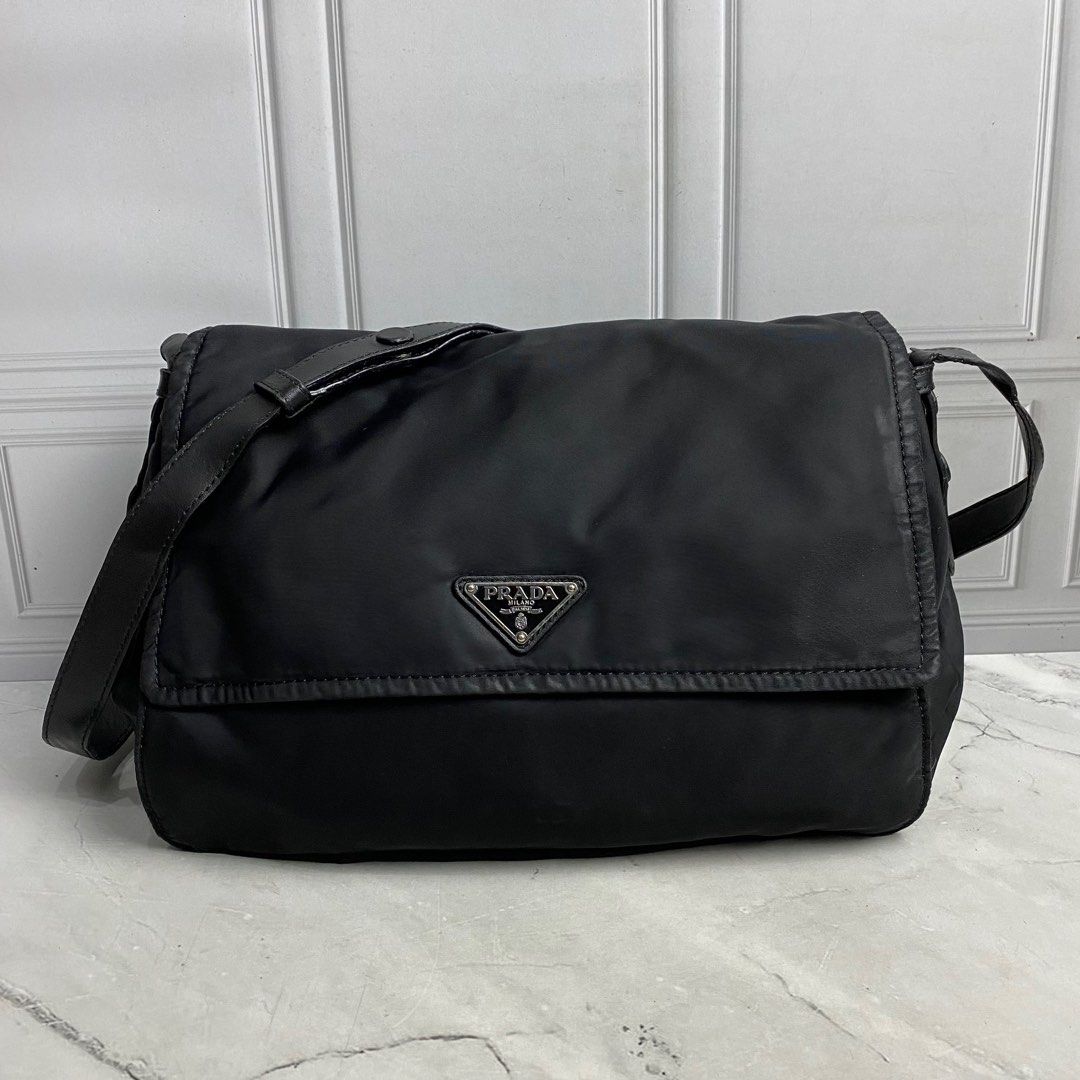 Prada Re-Nylon padded shoulder bag/ slingbag preloved