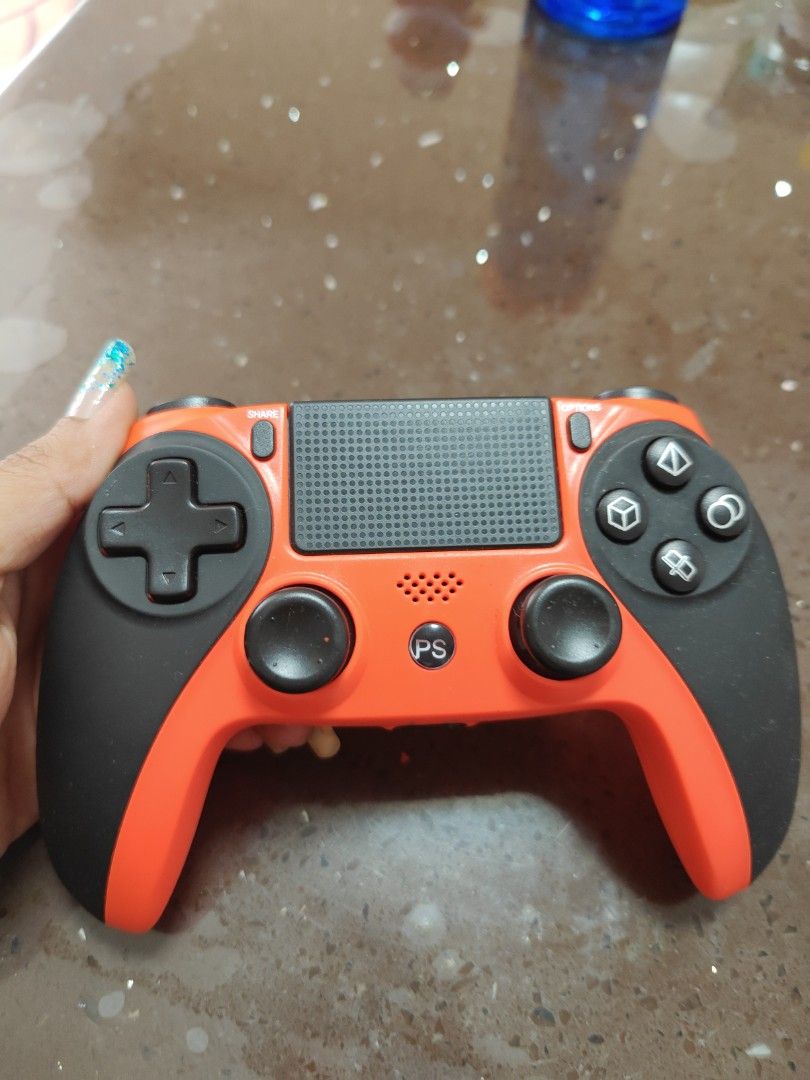 PS4 wireless Controller only (Category: Controllers) located in Singapore. Submitted by vimisha. (Listing ID 1327617308, Image 1). Description: it's brand new... I don't have the cable though. tested and working. no box or packaging. no nego. thank you..