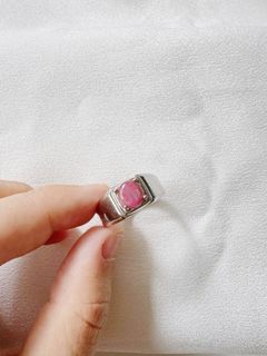 (Category: ) located in . Submitted by liu.dzi.jewellery (Listing ID 1327636185, Image 1). Description: .
