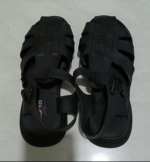 (Kategori: ) berada di . Dikirim oleh fari.an (ID iklan 1327657034, Gambar 1). Deskripsi: .