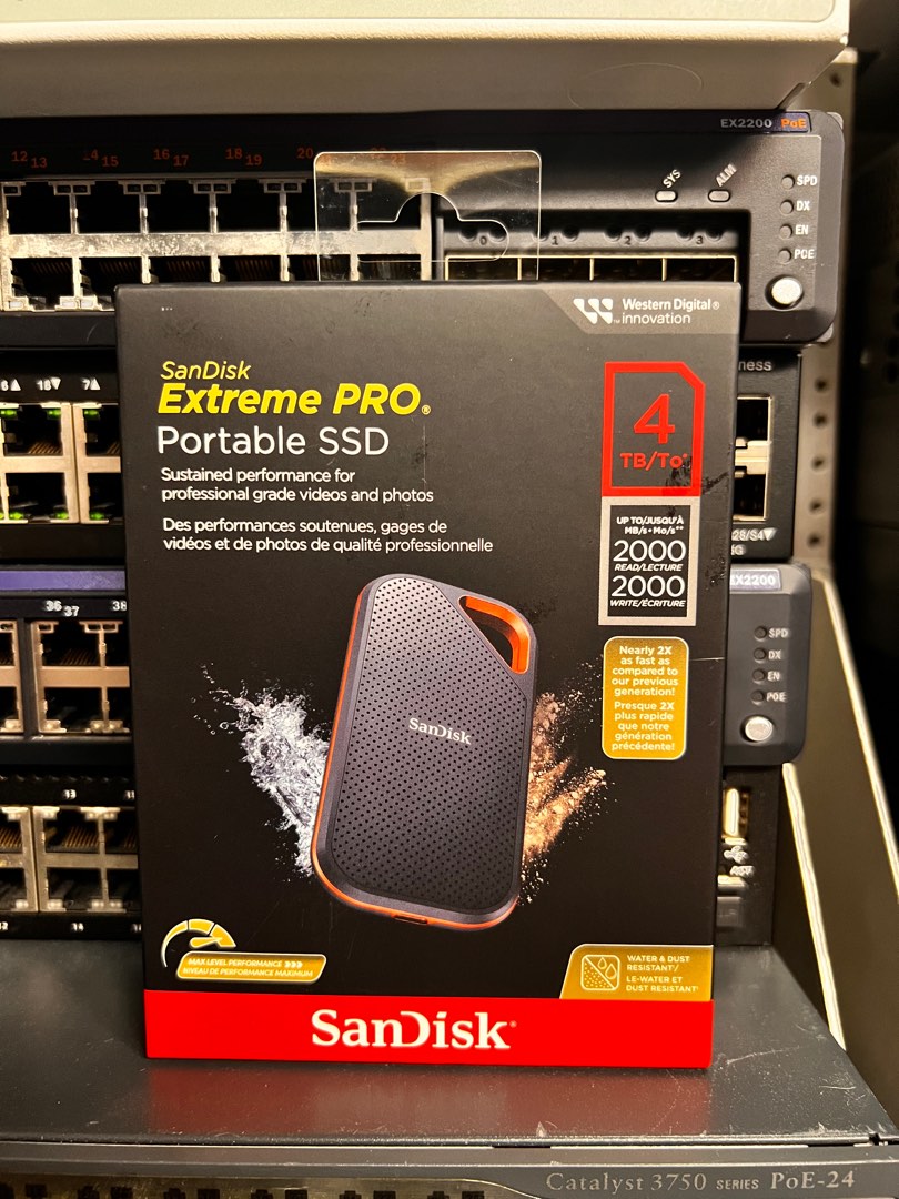 新品未開封】SanDisk Extreme Portable SSD 4TB 【公式通販】