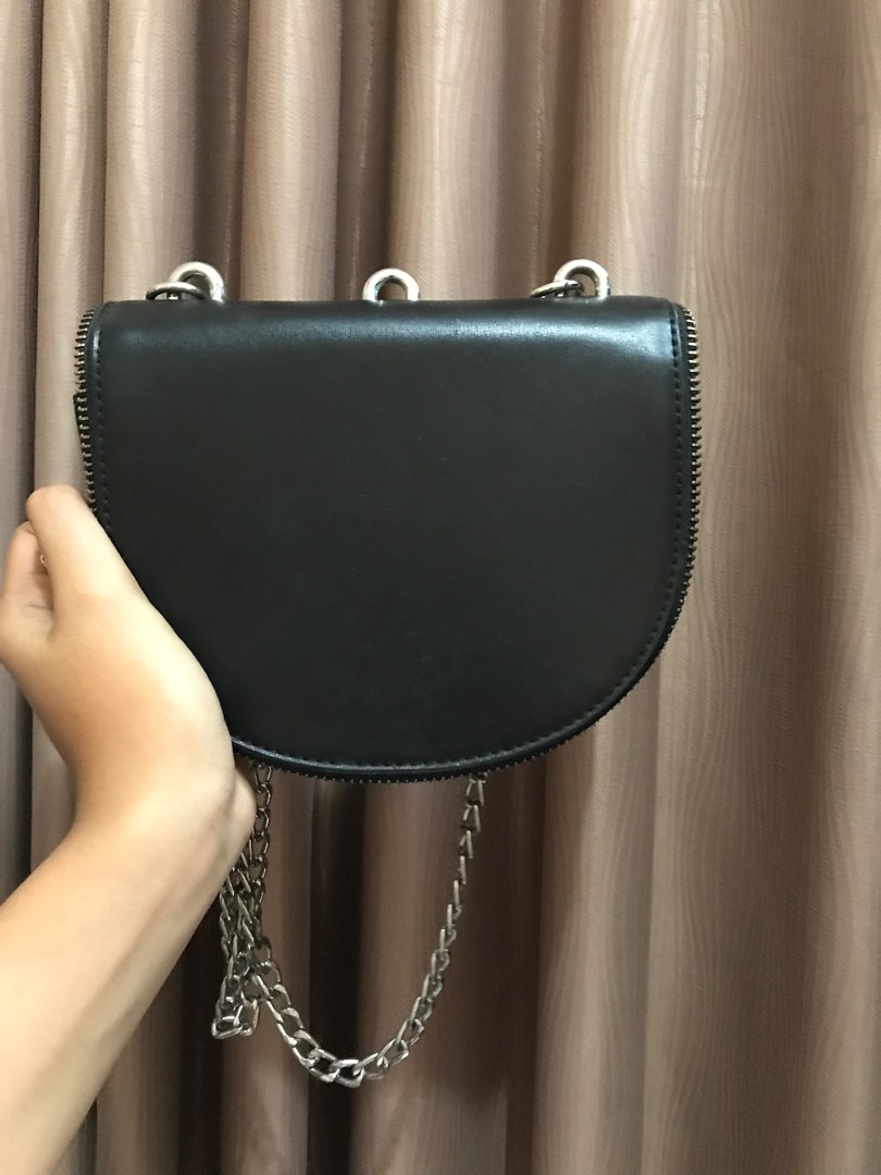 Harga tas miniso sling bag online