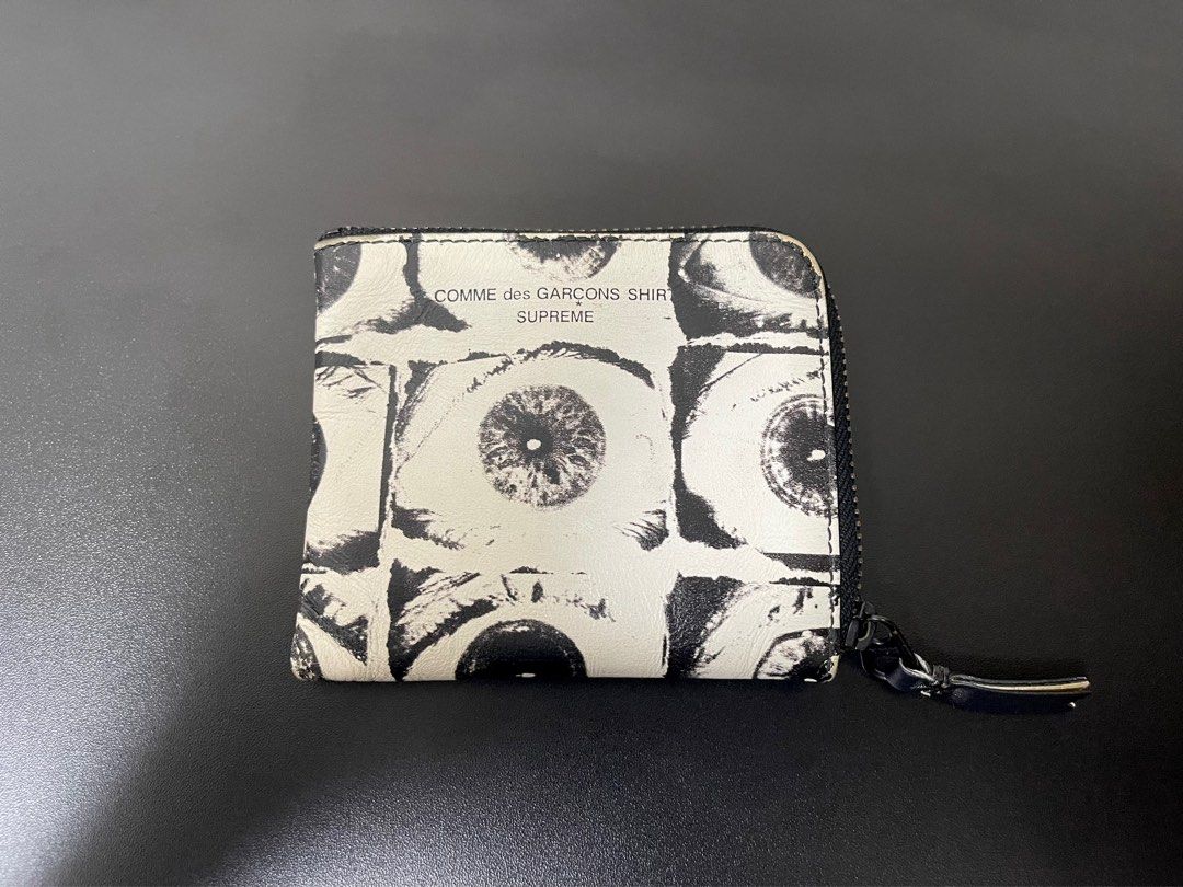 Supreme CDG Wallet SS17 Eyes White Men s Fashion Watches Accessories Wallets Card Holders on Carousell