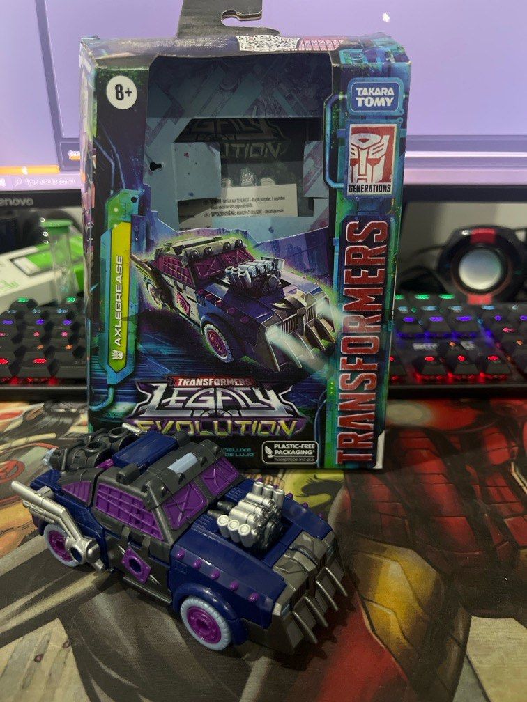 Takara Tomy/Hasbro Transformers Legacy Evolution Axlegrease (Category: Toys & Games) located in Kuala Lumpur. Submitted by starconvoy (Listing ID 1327672633, Image 1). Description: Open transform and display only Complete item Bib.