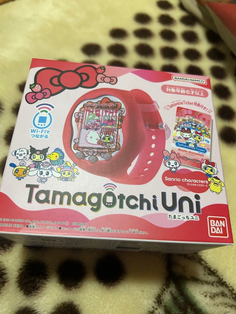 Tamagotchi Uni 😍, Tamagotchi Uni est un jouet qui vous permet de vous connecter avec les autres en élevant votre propre animal virtuel. En utilisant le Wi-Fi intégré, vous pouvez voyager dans l Tamagotchi Uni 😍, Tamagotchi Uni est un jouet qui vous permet de vous connecter avec les autres en élevant votre propre animal virtuel. En utilisant le Wi-Fi intégré, vous pouvez voyager dans l