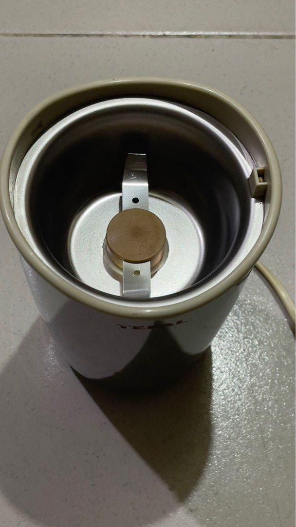 Tefal Classic Heavy Duty Coffee Grinder (Category: Coffee Machines & Makers) located in Pasig City. Submitted by wishlist15 (Listing ID 1327641890, Image 1). Description: Heavy Duty Stainless steel body Original Tefal Super clean in & out RFS : Decluttering.
