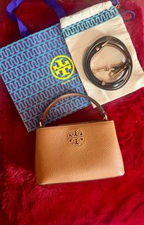 (Category: ) located in . Submitted by clairiepreloved (Listing ID 1327667666, Image 1). Description: .