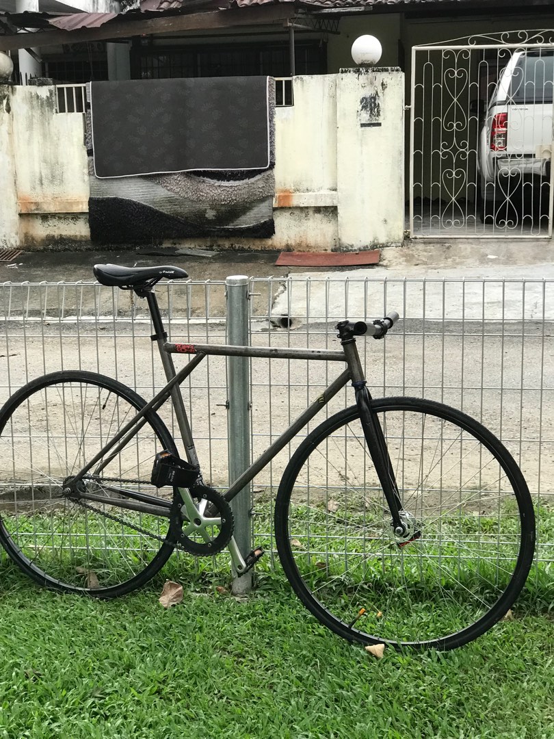 Fixed gear Triple triangle, Sports Equipment, Bicycles & Parts