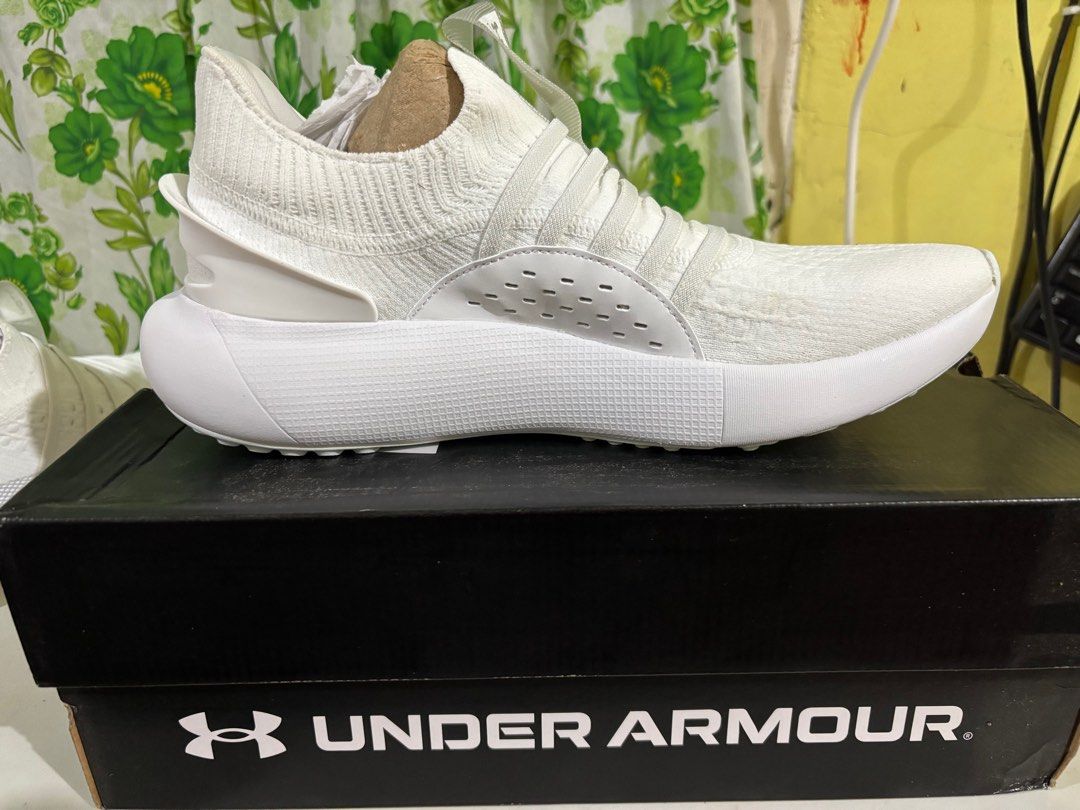 Under Armour HOVR Phantom 3 Slip size 10 US (Category: Sneakers) located in Malita. Submitted by khediveapad (Listing ID 1327671551, Image 2). Description: if you want to check the item, my location is Malita Davao Occidental For sure buyer, we can meetup at Digos City hangyu lang mo For delivery option : LBC via COP.