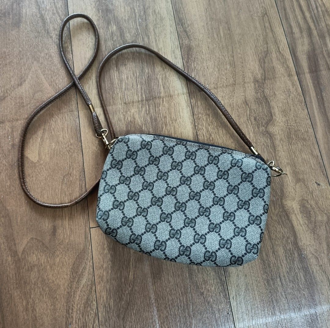 Gucci monogram bag store
