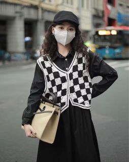 (Kategori: ) berada di . Dikirim oleh relovefashion.id (ID iklan 1327606776, Gambar 1). Deskripsi: .