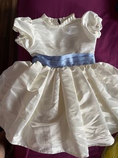 (Category: ) located in . Submitted by supermom14 (Listing ID 1327579520, Image 1). Description: .