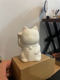 （分類：）位於 。 由 todaysobored 提交（商品編號 1327861581，圖片 1）。簡介： 。