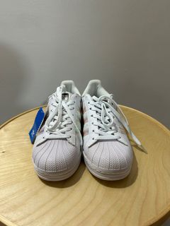 (Category: ) located in . Submitted by lambyshops (Listing ID 1327755149, Image 1). Description: .