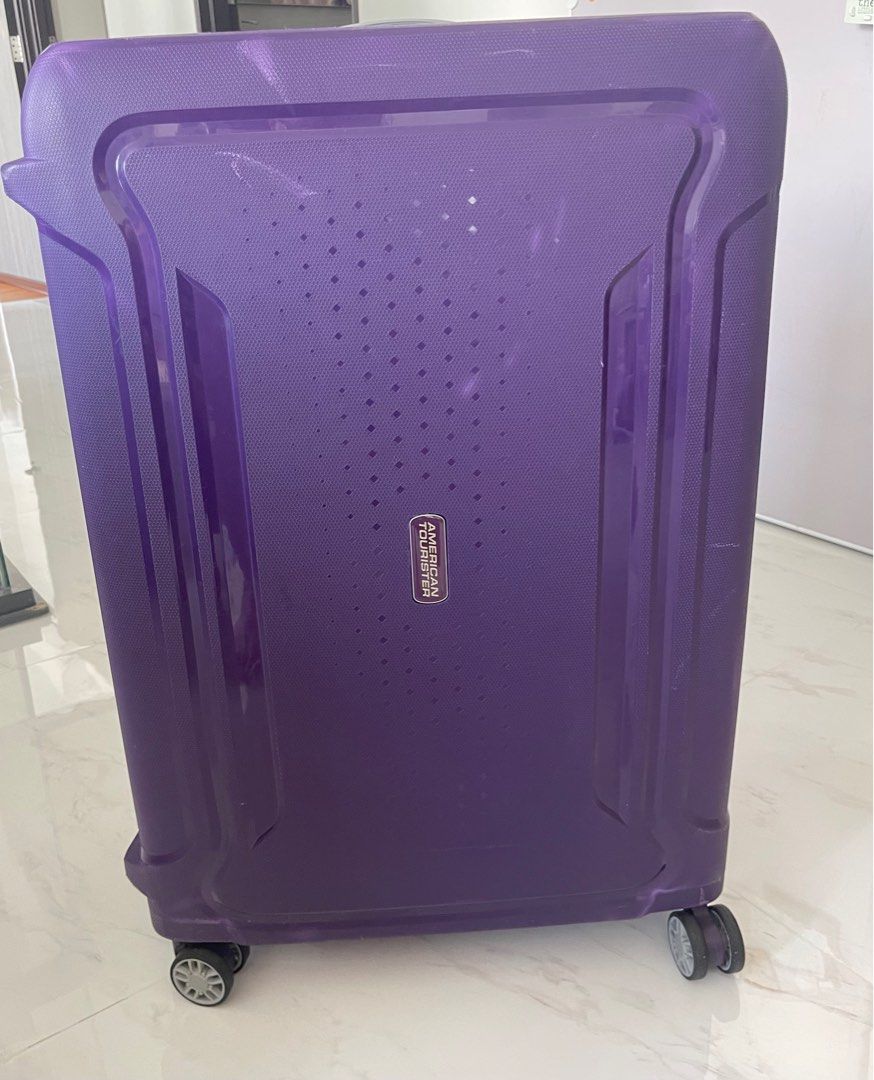American Tourister Tribus Spinner, Hobbies & Toys, Travel, Luggage on