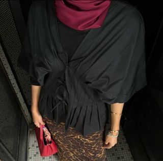 (Category: ) located in . Submitted by izztiiii (Listing ID 1327736111, Image 1). Description: .