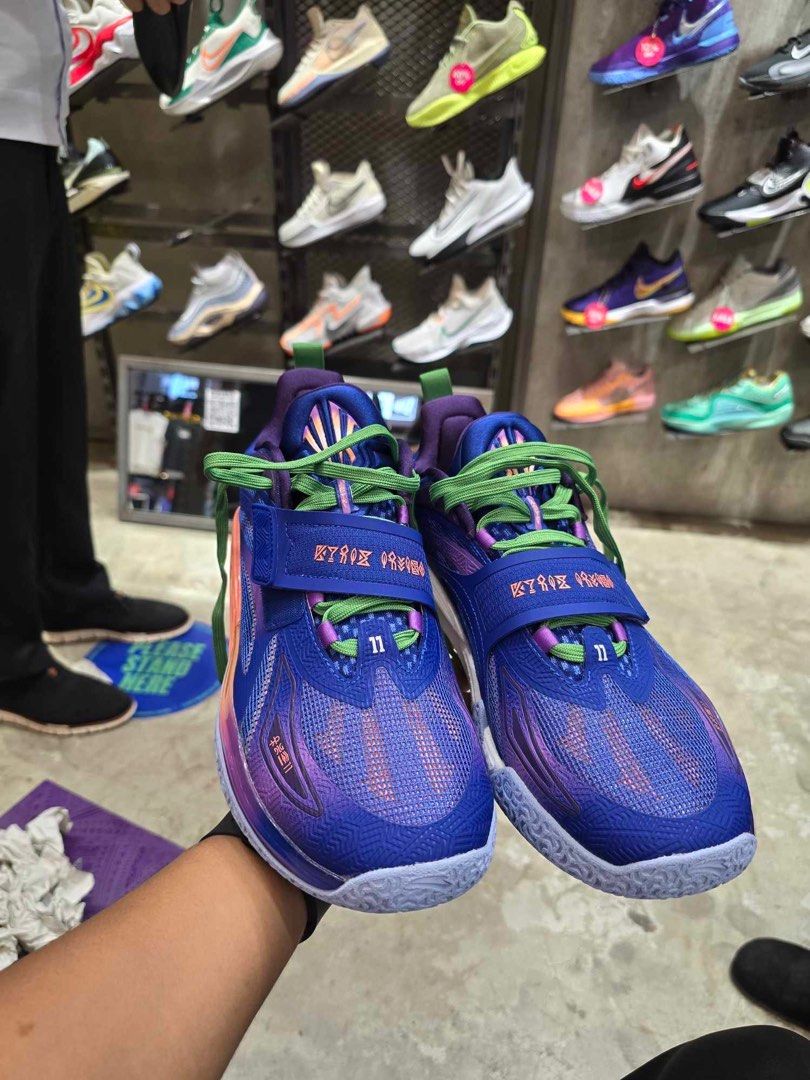 ANTA KAI IRIS (Category: Sneakers) located in Mandaluyong City. Submitted by trends_by_dawn (Listing ID 1327860257, Image 1). Description: ANTA KAI “IRIS” size 10.5.