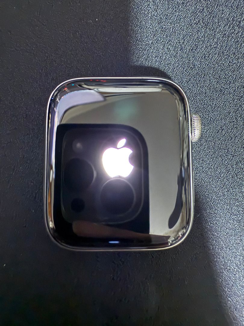 Apple watch series 5 44mm ceramic case 2025