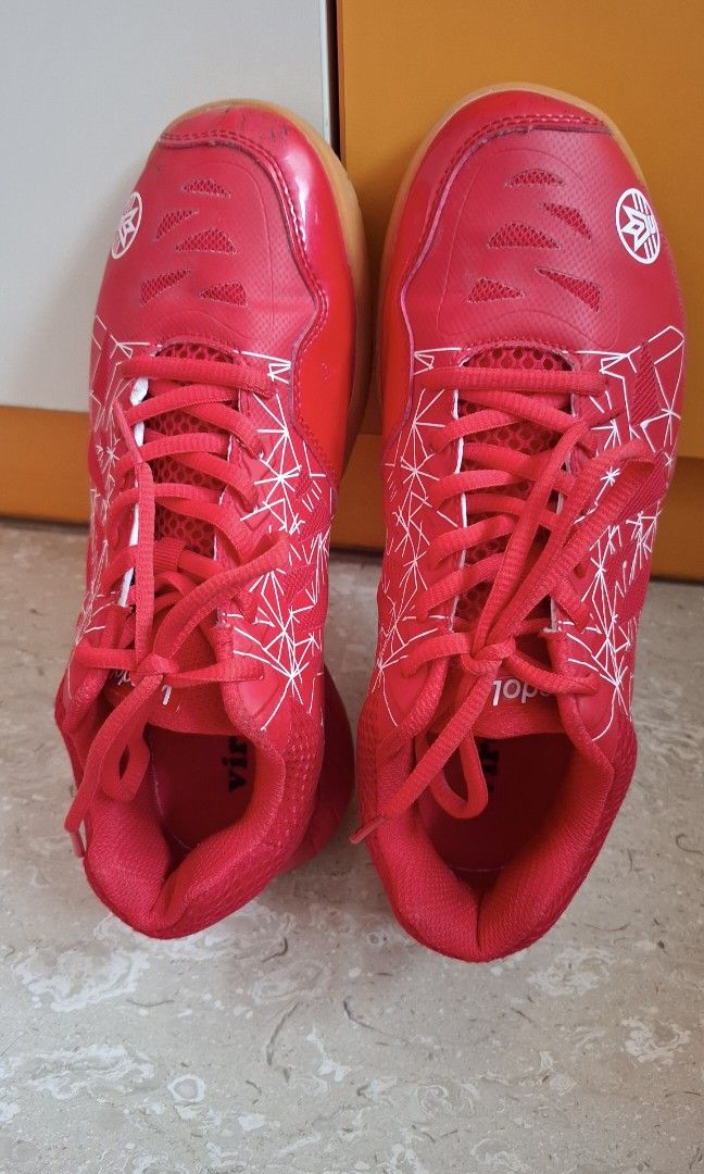 Badminton Shoes, Women's Fashion, Footwear, Sneakers on Carousell