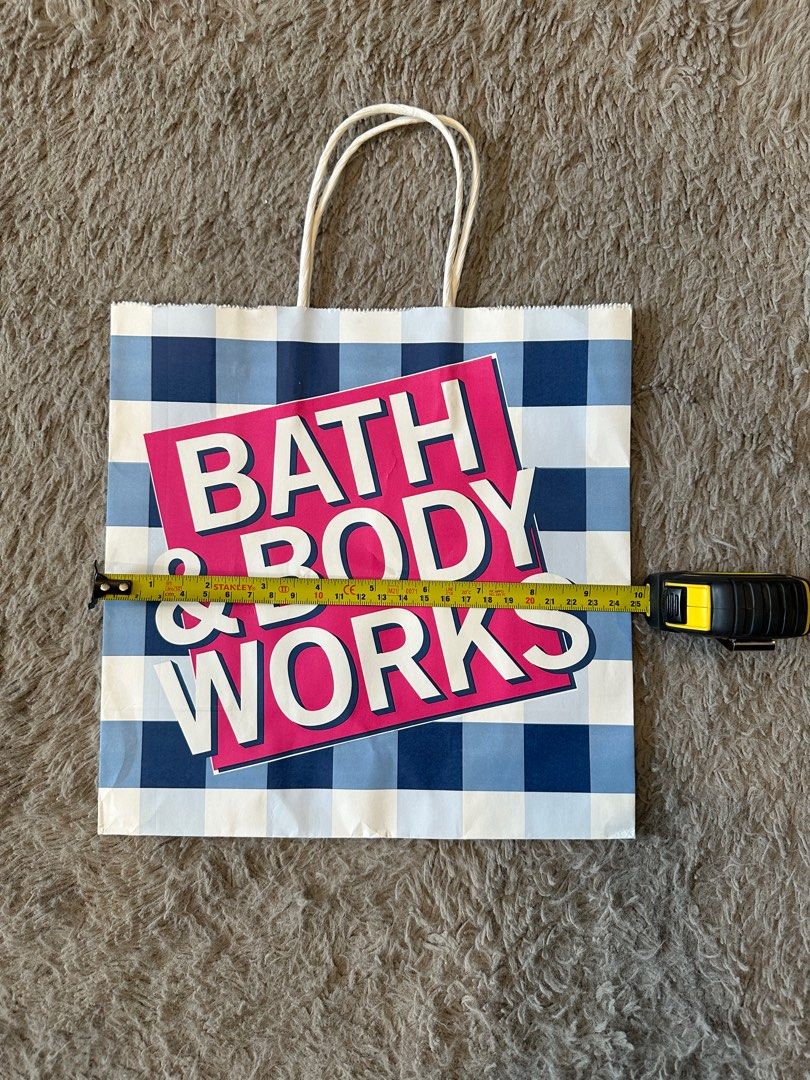 Bath & Body Paperbag small (Category: Bath) located in San Juan City. Submitted by knickscorner (Listing ID 1327799423, Image 3). Description: 1 pc available PLS-STRG.UP.