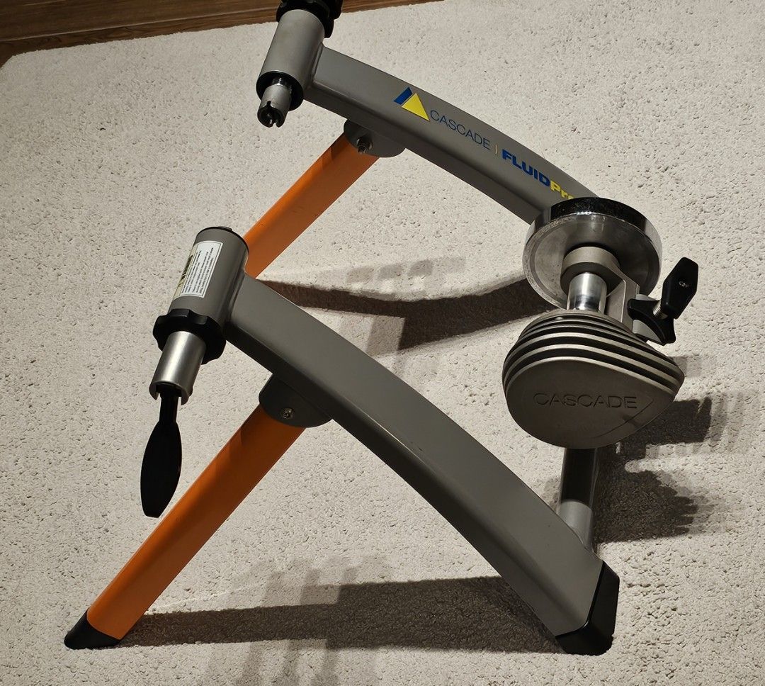 Cascade Fluid Pro Bicycle Trainer