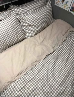 (Category: ) located in . Submitted by meneses1432 (Listing ID 1327832752, Image 1). Description: .