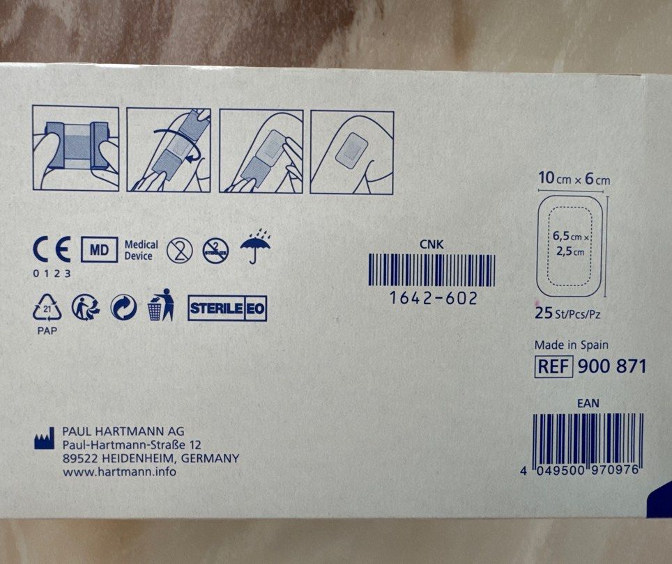 Cosmopor E (Category: Medical Supplies & Tools) located in Singapore. Submitted by tanis1 (Listing ID 1327742819, Image 2). Description: Hartmann Cosmopor E 10cm x 6cm 25 pcs per box Expiry 2028-04-01.