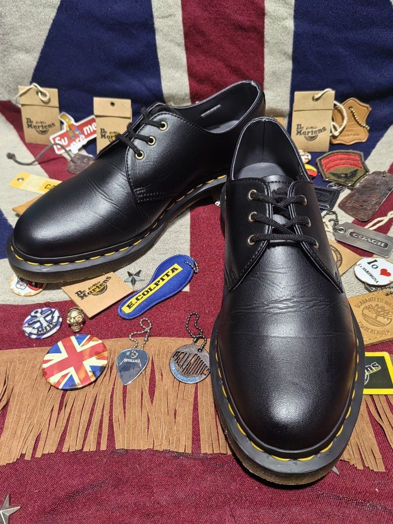 DR. MARTENS 1461 14046 Men s Fashion Footwear Casual Shoes on Carousell