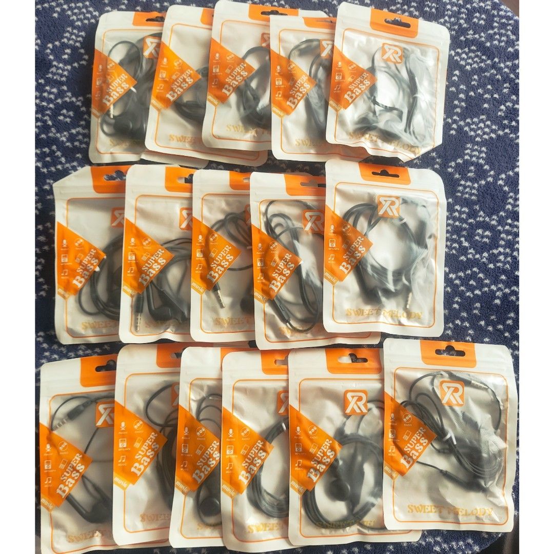 5 PCs Earphones Headset (5 for 50) (Category: Earphones) located in Quezon City. Submitted by all_items_50_each (Listing ID 1327823512, Image 2). Description: ANY 5 for 50 Earphones Headset 5 pcs available *RANDOM will be given* *NOT TRIED/TESTED* 💲ALL ITEMS 50 each 💰MOP: GCash ➕Add shipping fee ❌NO rush shipping, meet up, haggling ✔️for rush, use grab/lalamove 🚫NO return, refund, exchange ⚠️Color may vary due to lighting ⚠️BOUGHT ONLINE (the 