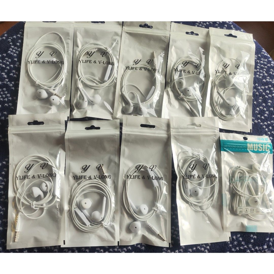 5 PCs Earphones Headset (5 for 50) (Category: Earphones) located in Quezon City. Submitted by all_items_50_each (Listing ID 1327823512, Image 3). Description: ANY 5 for 50 Earphones Headset 5 pcs available *RANDOM will be given* *NOT TRIED/TESTED* 💲ALL ITEMS 50 each 💰MOP: GCash ➕Add shipping fee ❌NO rush shipping, meet up, haggling ✔️for rush, use grab/lalamove 🚫NO return, refund, exchange ⚠️Color may vary due to lighting ⚠️BOUGHT ONLINE (the 