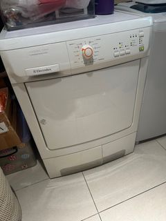 (Category: ) located in . Submitted by ordinarysm (Listing ID 1327821804, Image 1). Description: .