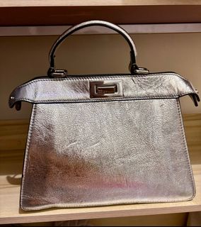 (Kategori: ) berada di . Dikirim oleh nadebb (ID iklan 1327826774, Gambar 1). Deskripsi: .