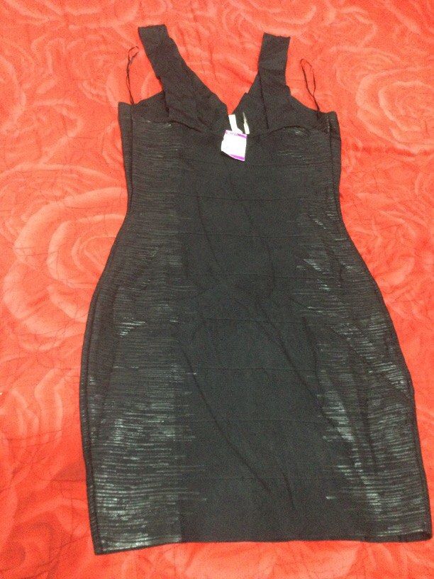 guess sexy dress medium to large Women s Fashion Dresses Sets Dresses on Carousell