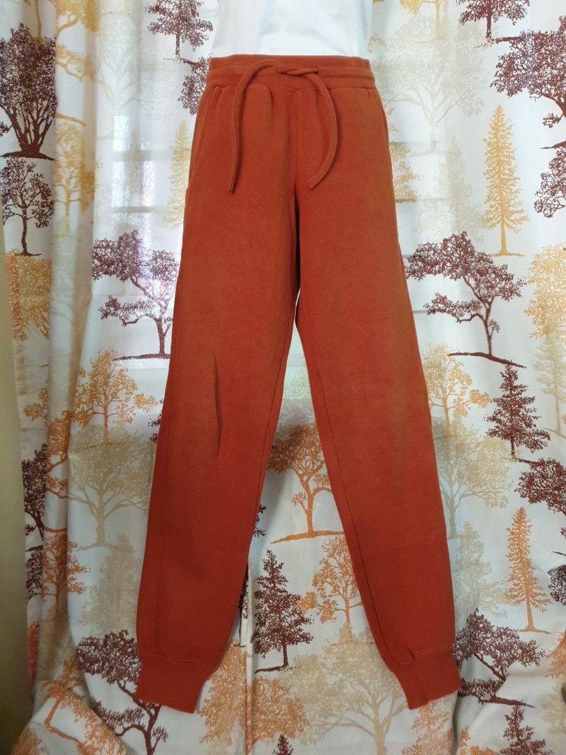 Jogging pants 2 (Category: Everything Else Others) located in Cavite. Submitted by assortedbymickeymouse (Listing ID 1327774997, Image 1). Description: Brand: Danskin Now S: small (on tag).