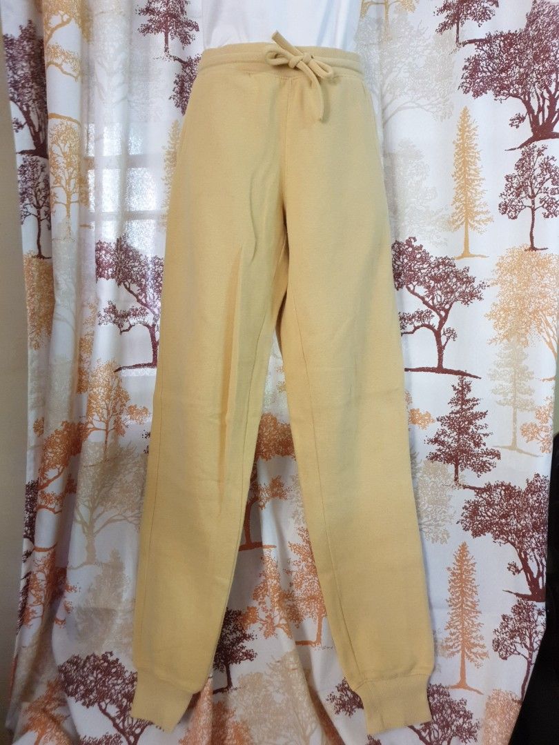 Jogging pants 3 (Category: Everything Else Others) located in Cavite. Submitted by assortedbymickeymouse (Listing ID 1327775609, Image 1). Description: Brand: Danskin Now S: small (on tag).