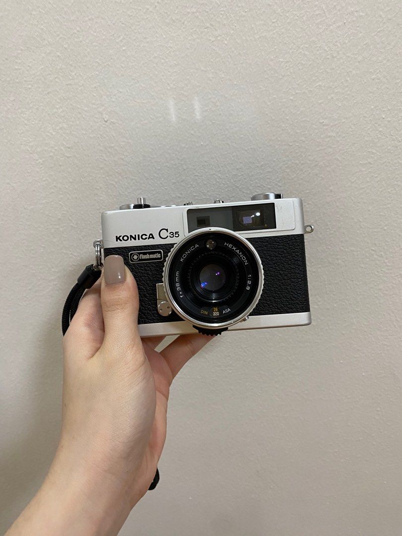 Konica C35 Vintage Film Camera (Category: Cameras) located in Quezon City. Submitted by 1011preloved (Listing ID 1327768122, Image 1). Description: Bought in March 2022 at Vintage Camera Hub (fb) and checked & cleaned by the_vintagelab (ig) on Oct/Nov 2022 I was told no issue but when I have films developed, they have light leaks & or turn out blank. Or maybe wrong film handling on my part also. Anyways, I dont use it anymore thats why I’m sellin