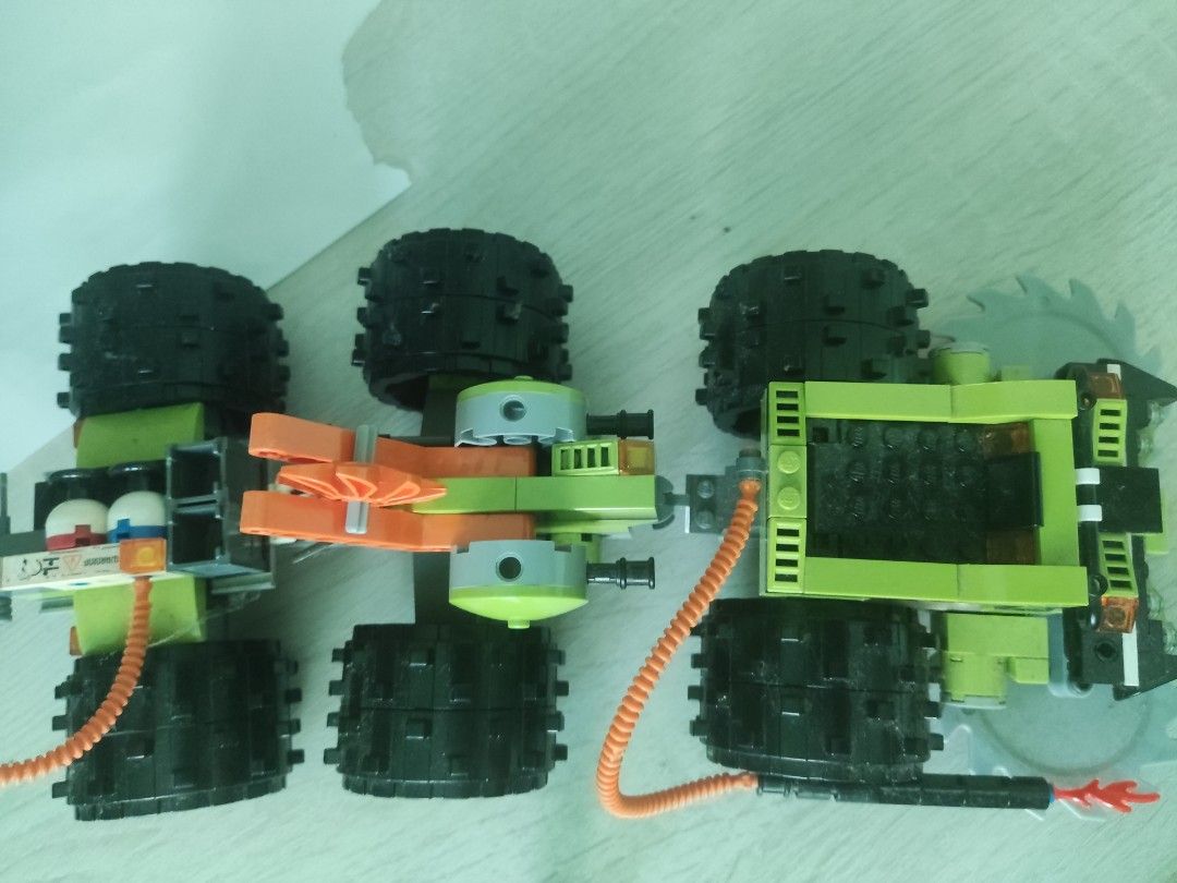 Cave crusher outlet