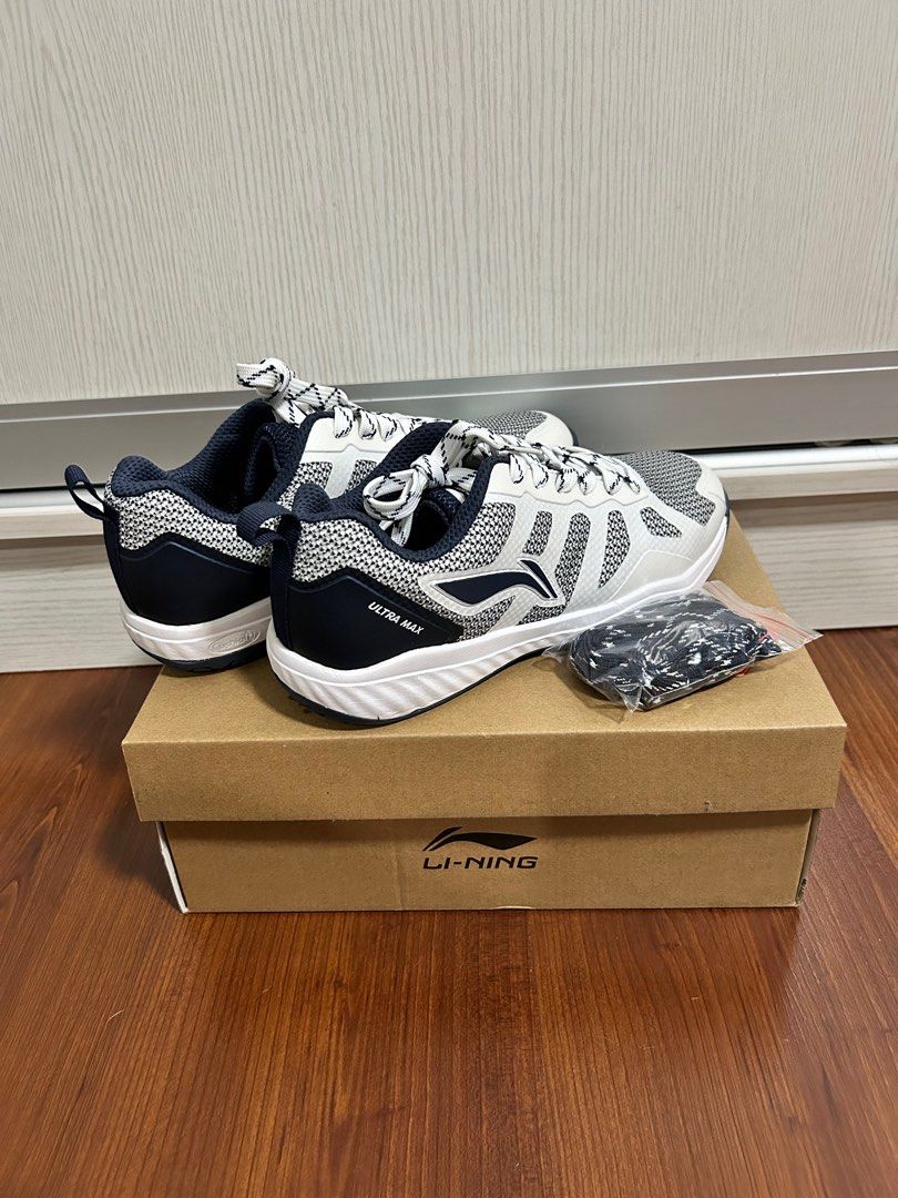 Li-Ning Ultra Max (US 8 - 25.5cm) (Category: Sneakers) located in Manila. Submitted by sammyyy19 (Listing ID 1327836916, Image 3). Description: LI-NING ULTRA MAX US Size 8 (25.5cm) Brand new with extra lace ₱3700 (Bought for ₱4495) rfs: impulse buy.