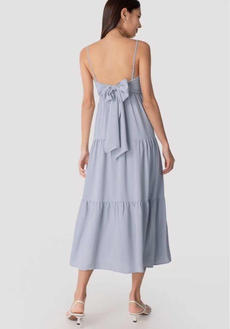 本日処分します‼️Back Ribbon Tiered Satin Dress Back Ribbon Tiered Satin Dress（Back Bow Satin Dress – BE BOSY）