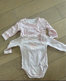 （分類：）位於 。 由 annas356 提交（商品編號 1327857199，圖片 1）。簡介： 。
