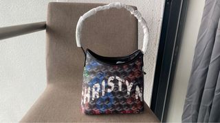 (Category: ) located in . Submitted by mrssslns (Listing ID 1327800560, Image 1). Description: .