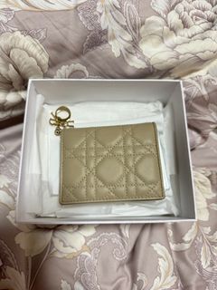 (Category: ) located in . Submitted by afiqahhhh21 (Listing ID 1327868312, Image 1). Description: .