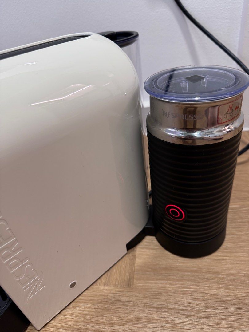 Nespresso Coffee Machine Umilk, TV Home Appliances, Kitchen