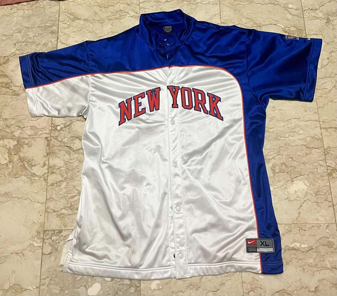NEW YORK KNICKS WARMER JERSEY (Category: Activewear) located in Caloocan City. Submitted by jaweezybaby (Listing ID 1327768676, Image 1). Description: NEW YORK KNICKS WARMER JERSEY.