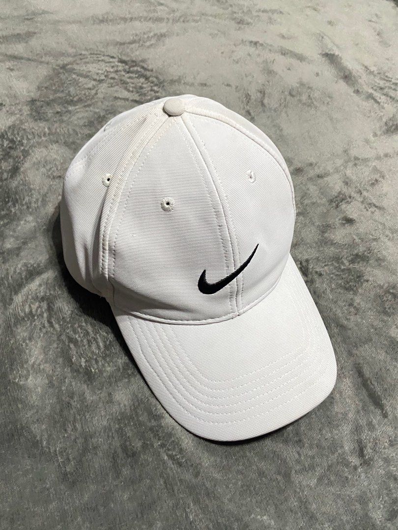 nike dri-fit heritage 86 white cap (Category: Caps & Hats) located in Manila. Submitted by cholowkey (Listing ID 1327863525, Image 1). Description: nike dri-fit heritage 86 white cap vintage early 2000s verygood condi.