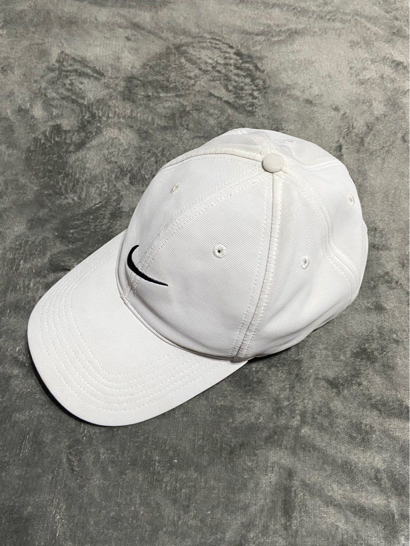 nike dri-fit heritage 86 white cap (Category: Caps & Hats) located in Manila. Submitted by cholowkey (Listing ID 1327863525, Image 2). Description: nike dri-fit heritage 86 white cap vintage early 2000s verygood condi.