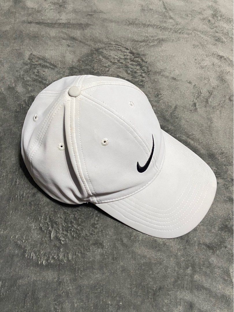 nike dri-fit heritage 86 white cap (Category: Caps & Hats) located in Manila. Submitted by cholowkey (Listing ID 1327863525, Image 3). Description: nike dri-fit heritage 86 white cap vintage early 2000s verygood condi.
