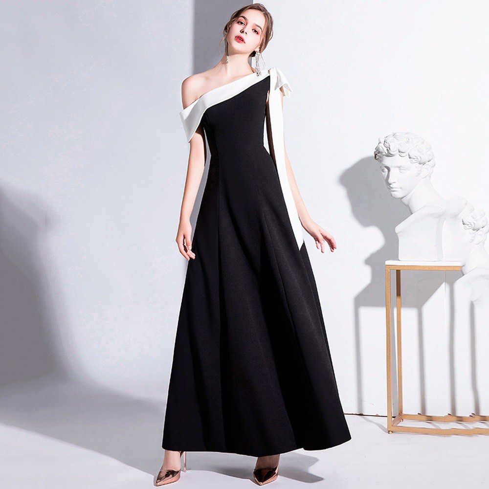 Gaun black cheap
