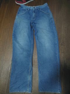 (Category: ) located in . Submitted by vintage84 (Listing ID 1327879715, Image 1). Description: .